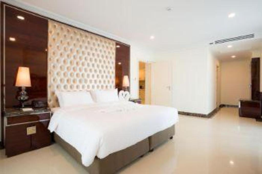 Hotel Lk Celestite Pattaya Exterior foto