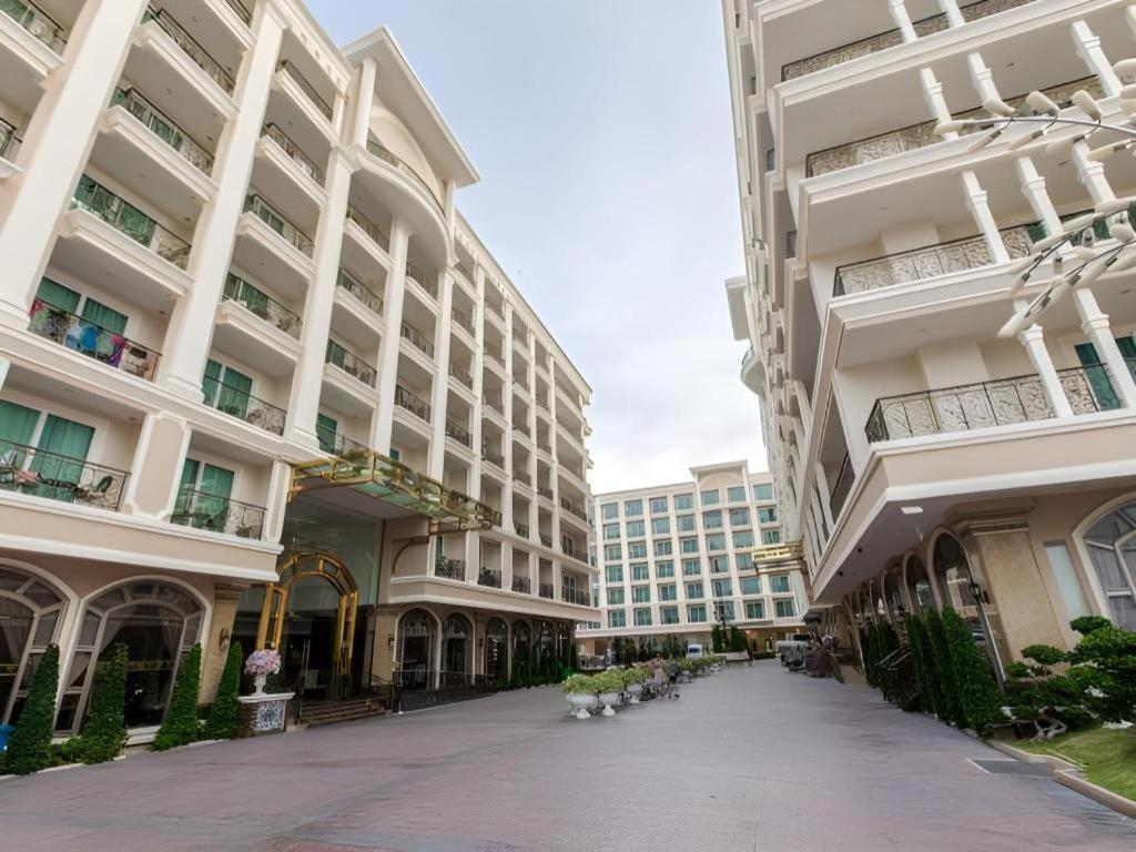 Hotel Lk Celestite Pattaya Exterior foto